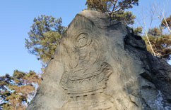 太平2年名马爱药师佛坐像(宝物)