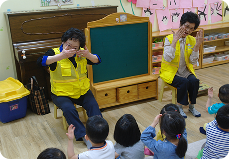 어르신 일자리 확대 등